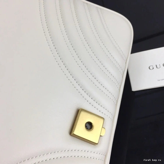 First bag ru GG Marmont Gucci 31CM 0712